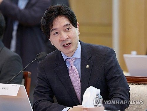 국감서 질의하는 박성훈 의원