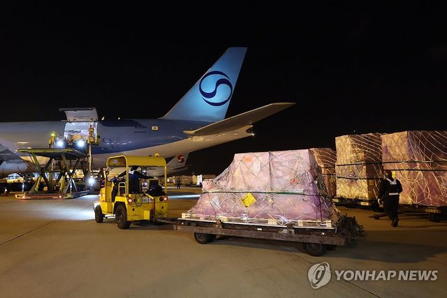 세계 시장 향하는 K-반도체