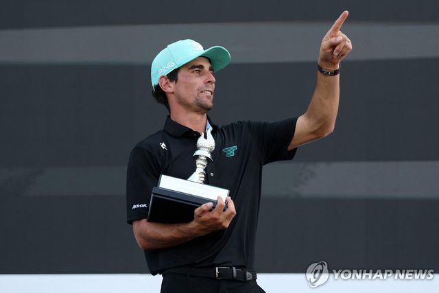 우승 차지한 호아킨 니만
