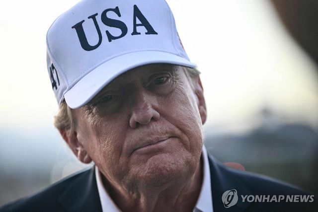 아일랜드 방문 마치고 떠나는 트럼프 대통령 