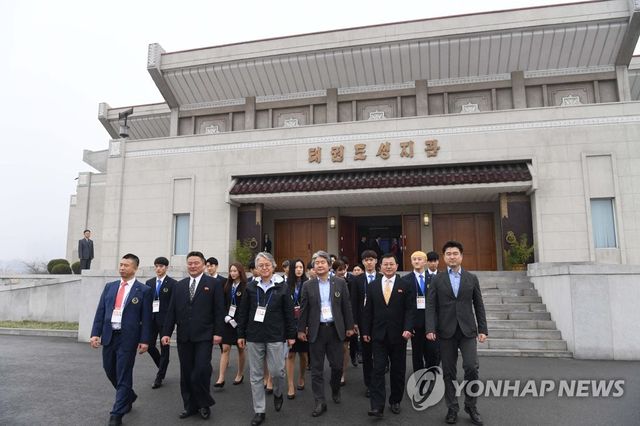 남북 태권도 시범단, 태권도 성지관 방문