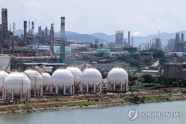 여수 석유화학 국가산업단지 모습