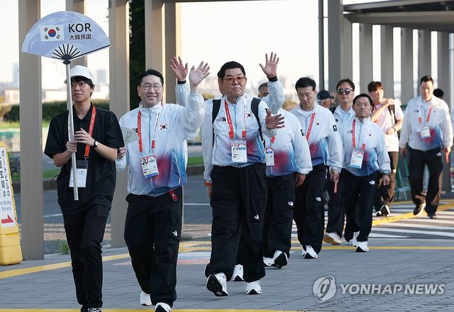웰컴 세리머니 참가한 한국 선수단