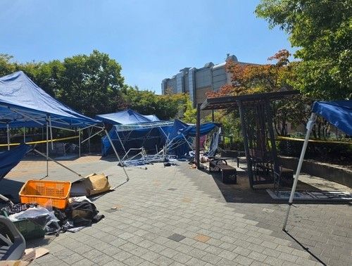 트럭 돌진한 안성시 플리마켓 행사장 모습