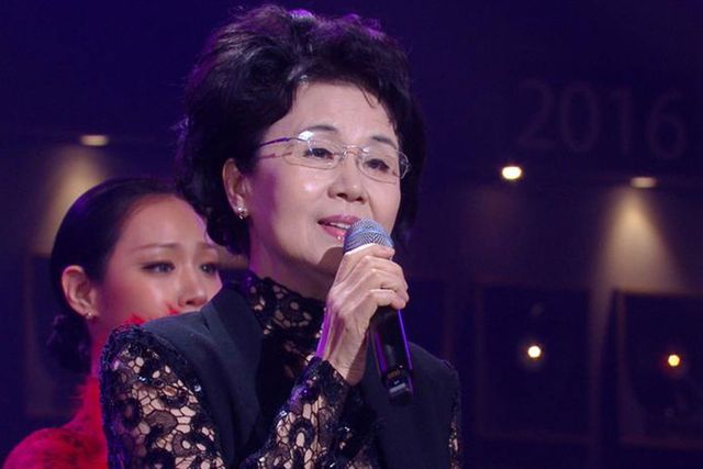 가수 심수봉