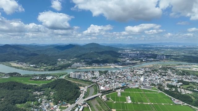 금성산과 영산강 전경