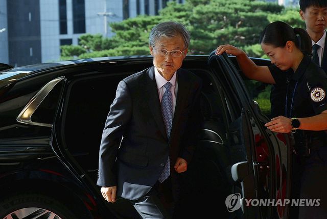조희대 대법원장 출근