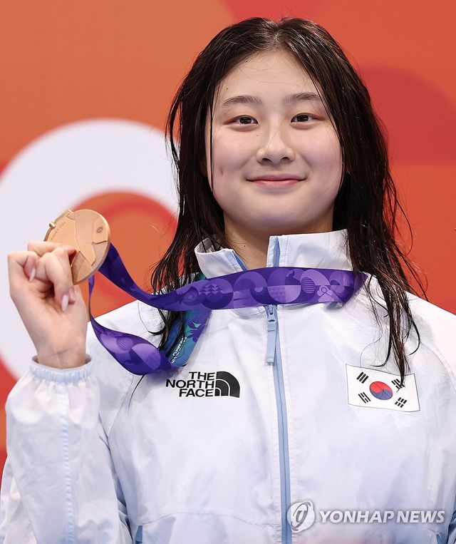 김승원, 여자 배영 100m 동메달 획득