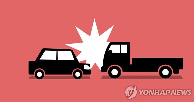 승용차 - 트럭 교통사고 (PG)