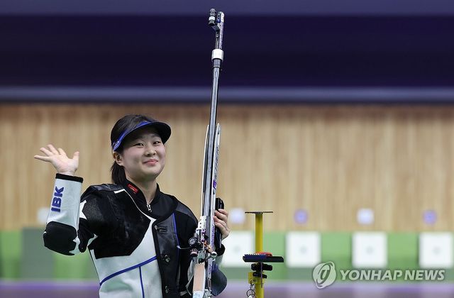 사격 김지은 '동메달 미소'