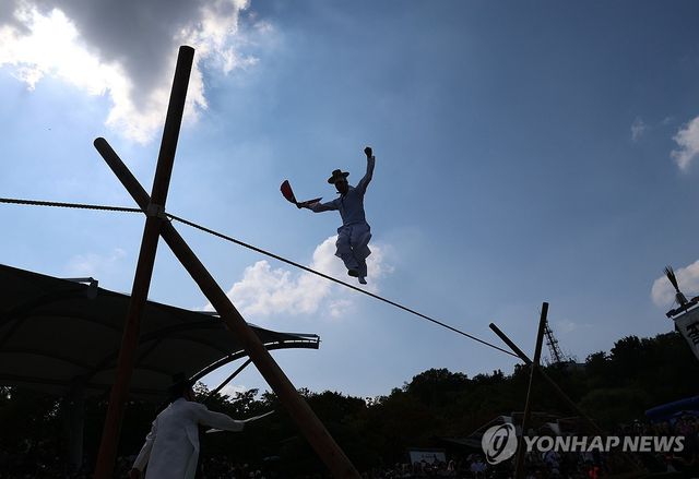 가을하늘 아래서