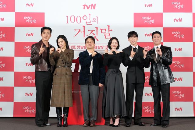 배우 이무생, 김현주, 유인식 감독, 김유정, 박진영, 진선규(왼쪽부터)