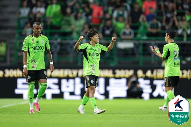시즌 8호골 신고한 전북 이승우