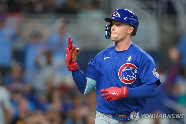 시즌 40호 홈런을 때린 시카고 컵스 피트 크로암스트롱