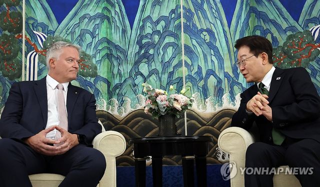이재명 대통령, OECD 사무총장 접견
