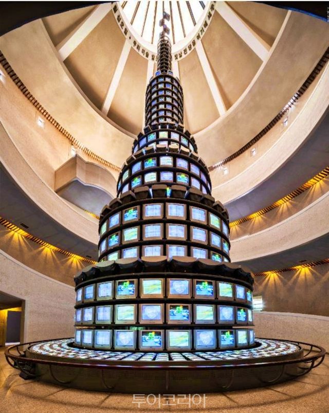 재가동을 시작한 백남준 작가의 다다익선