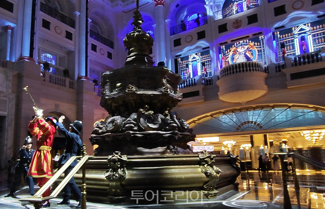 런더너 마카오 최고의 세레모니 근위병 교대식 (사진. 김관수)