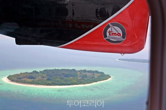 더 스탠다드 몰디브로 갈 때는 수상비행기를 타야 한다. (사진. 김관수)
