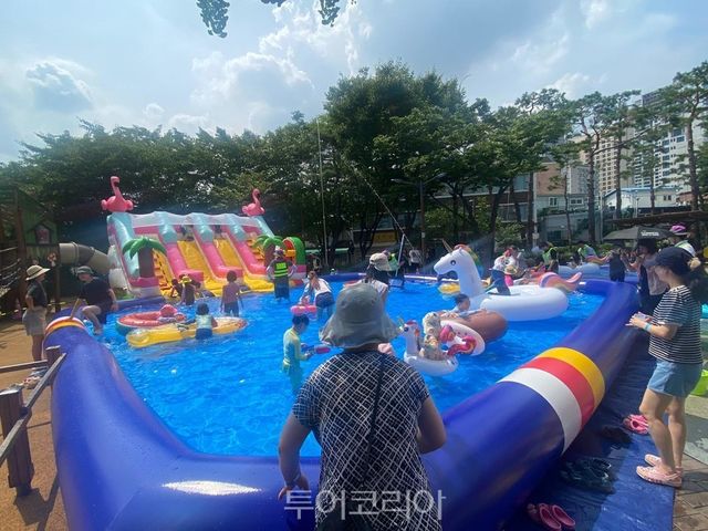 서울 중구 더위뿌셔 물총대첩)