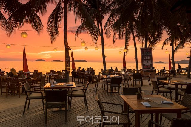 수트라하버 리조트 브리즈 비치 클럽