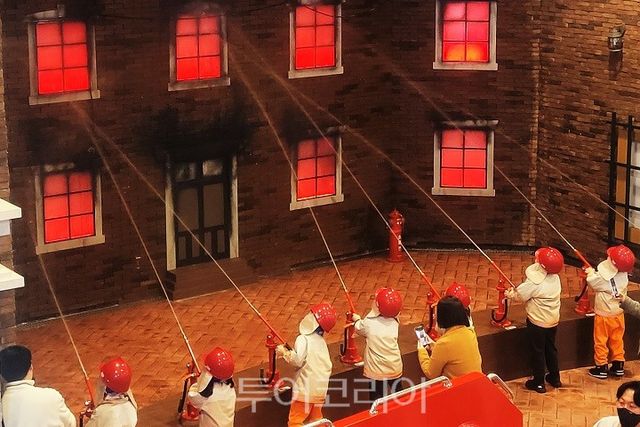 어린이 직업체험 모습/ 사진-에스알