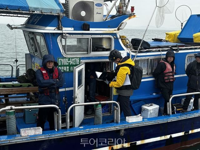 낚시어선단속모습.사진=경기도