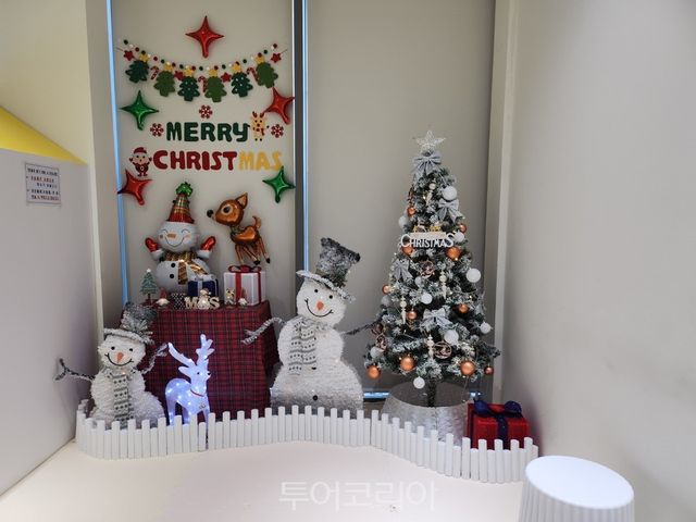 연수 꿈빛나래 키즈카페, 내년 1월말까지 마법의 크리스마스 축제 개최/사진=연수구