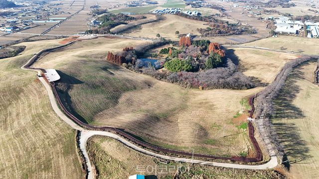 운산한우목장 웰빙산책로 전경/사진-서산시