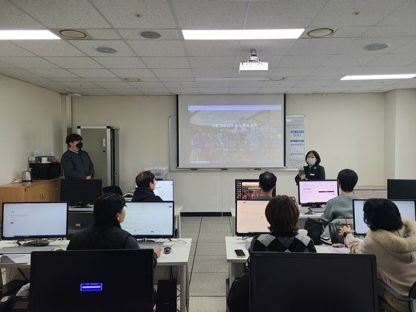 27일 완주군은 아동청소년 홈페이지 관리자 교육을 진행했다. /사진-완주군