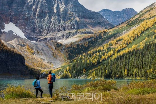 banff-in-october ⓒ Banff National Park