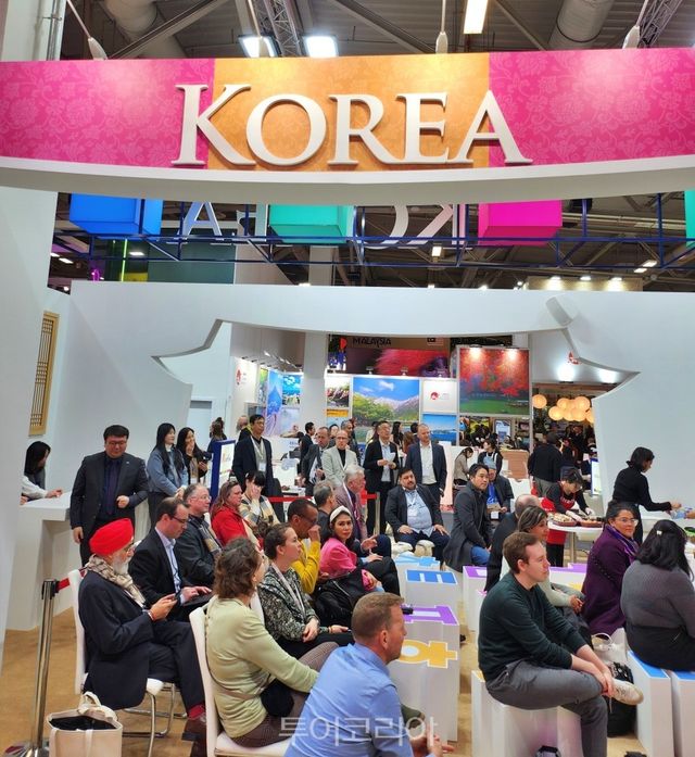2024 독일 베를린 ITB 박람회에서 한국홍보관을 찾은 방문객들
