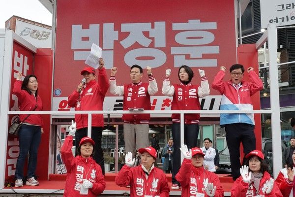 박정훈 국민의힘 송파갑 후보 출정식 모습(사진제공=박정훈사무소)