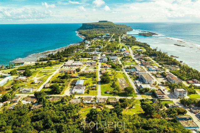 송송빌리지 전망대에서 바라본 로타의 풍경/사진-마리아나관광청