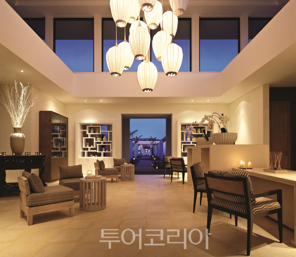 트리트먼트 룸 야외 스파 리셉션 공간