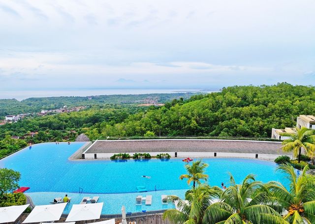 웅장한 르네상스 발리 울루와투 앞 전망