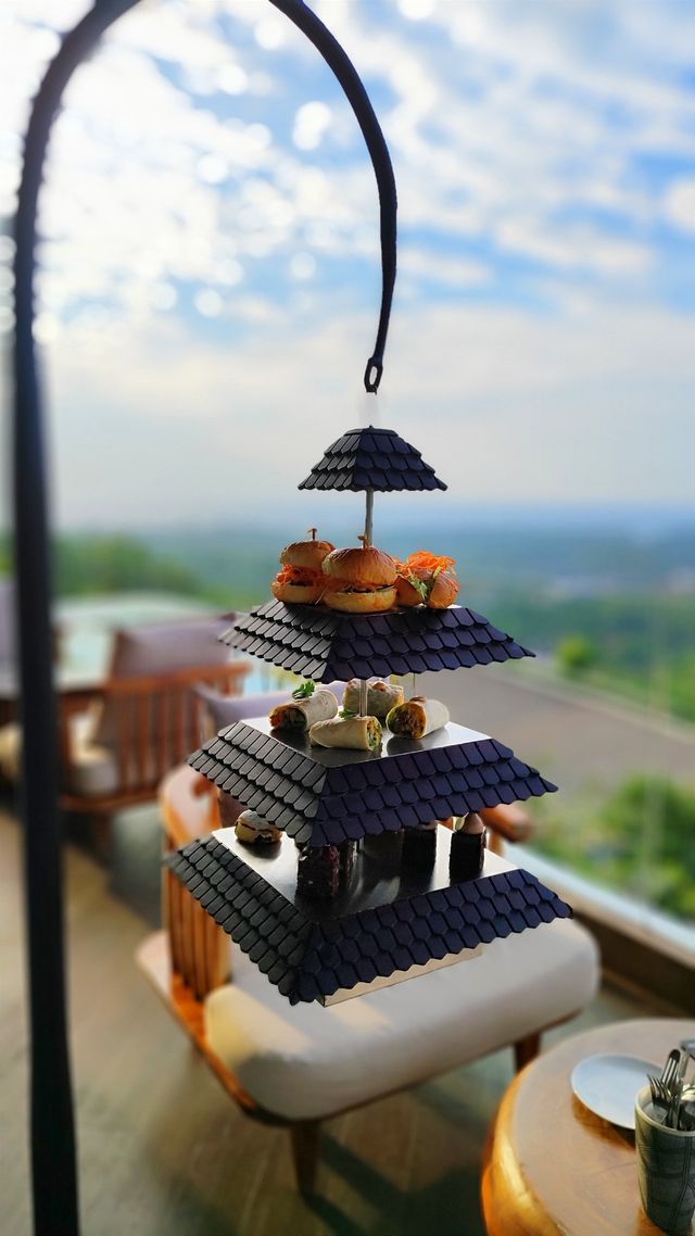 R바에서는 애프터눈 티