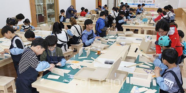 백운산자연휴양림 목재문화체험장, 동백공방/사진-광양시