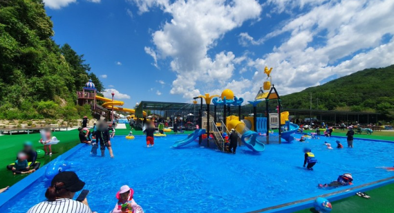블루파크 수영장(사진제공=포천시청)