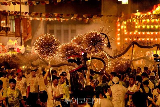 홍콩 중추절 페스티벌 타이항 파이어 드래곤 댄스