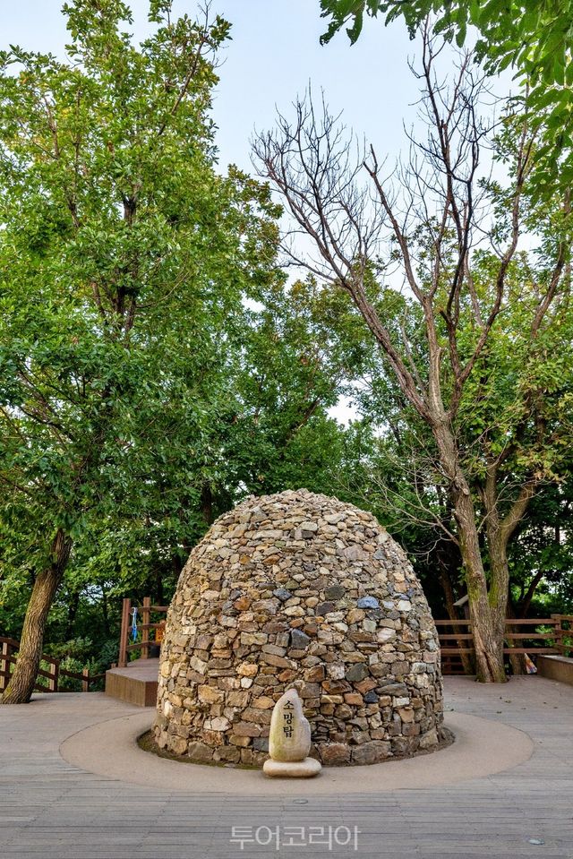 우면산소망탑/사진-서울관광재단