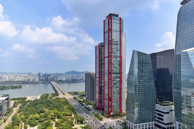 서울달에서 본 여의도와 한강/사진-서울관광재단