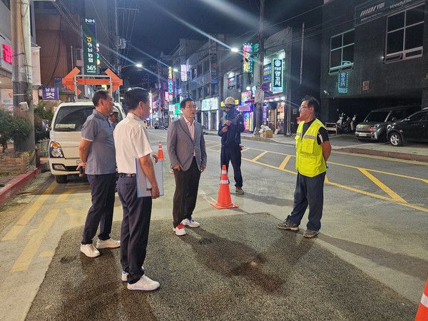 이현재 하남시장 전선지중화 사업 현장 방문 모습(사진제공=하남시청)