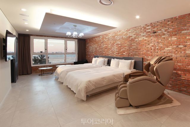 레스티아 인천베이호텔 오션 스위트룸 객실