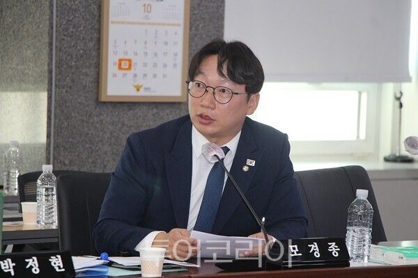 모경종 의원이 20일 오후 열린 국회 행정안전위원회 인천경찰청 국정감사에서 질의를 하고 있다.&nbsp;2025.10.20. / 투어코리아 이창호 기자