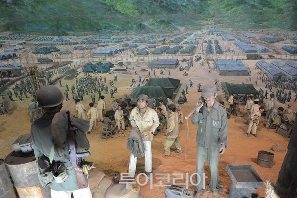 거제포로수용소유적공원 디오드라마관/사진-투어코리아