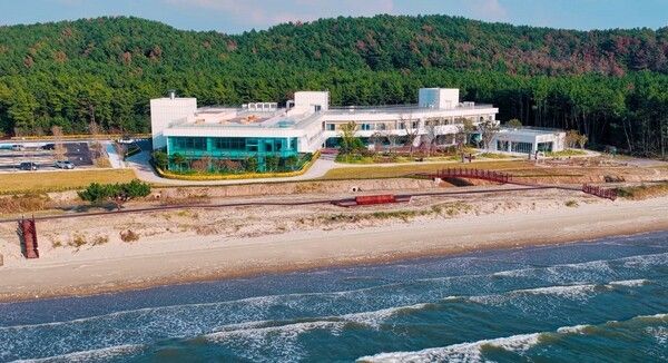 ▲지난 12일 준공된 태안해양치유센터(충남 태안군 남면 달산포로 85-59) 모습. /사진-태안군