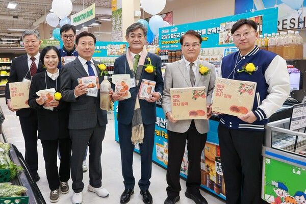 캐나다 현지 판촉행사 모습./사진-청도군