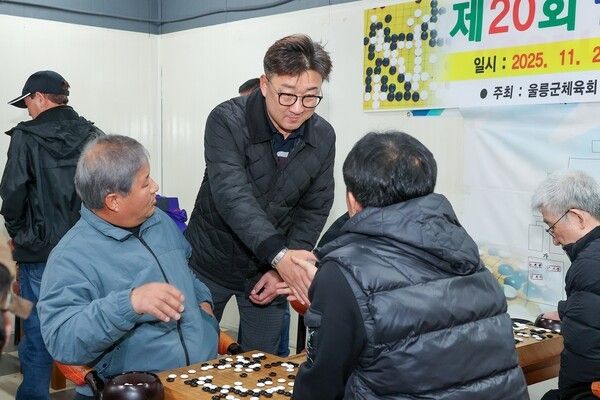 울릉군의회 최경환 의원 제20회 울릉군수배 바둑대회 참석 모습(사진제공=울릉군의회)