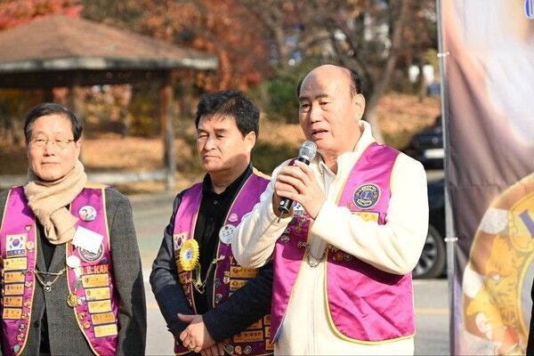 박형덕 동두천시장 동두천라이온스클럽 2025 행복나눔 바자회 참석 인사말 모습(사진제공=박형덕페이스북)