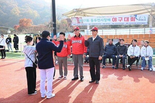 선수 선서 모습(사진제공=박형덕페이스북)